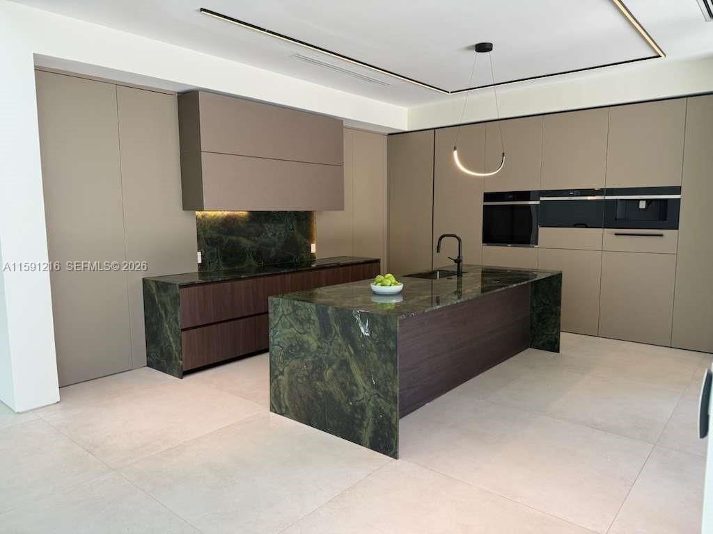 135 SW 29th Rd, Miami, FL 33129 Photo