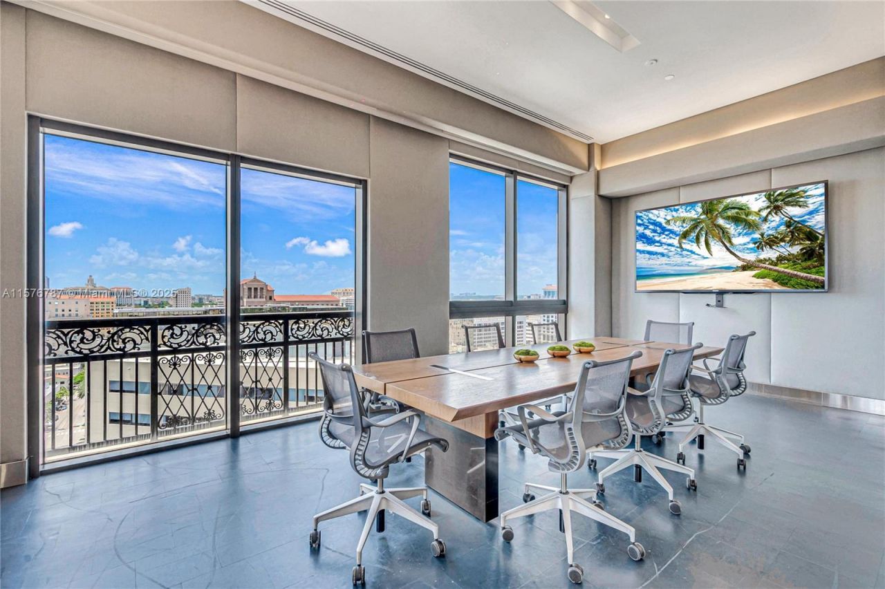 2020 Ponce De Leon Blvd, Unit PH-A1, Coral Gables, FL 33134 Photo