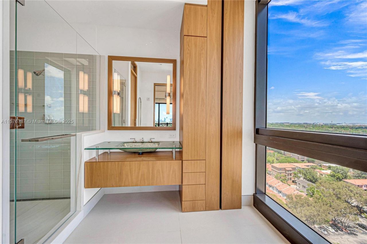 2020 Ponce De Leon Blvd, Unit PH-A1, Coral Gables, FL 33134 Photo