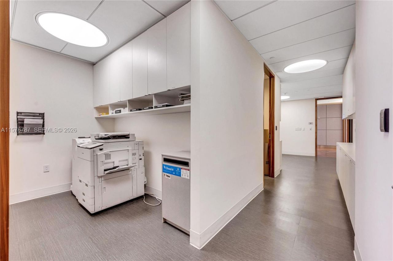 2020 Ponce De Leon Blvd, Unit PH-A1, Coral Gables, FL 33134 Photo