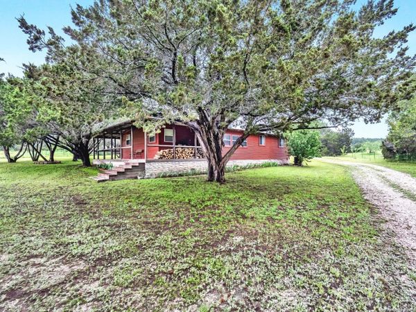 8600 S Highway 281, Lampasas, TX 76550