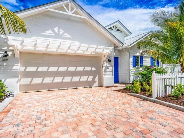 10 Strand Drive, Vero Beach, FL 32963