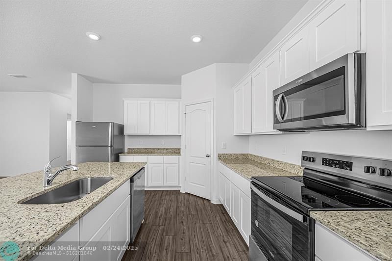 256 SW Grove Ave, Port Saint Lucie, FL 34983 Photo