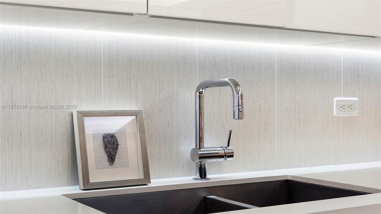 Please Call For Address, Unit 1545, Miami Beach, FL 33139 Photo