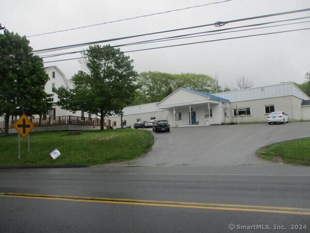 400 Torrington, Litchfield, CT 06759 Main Photo