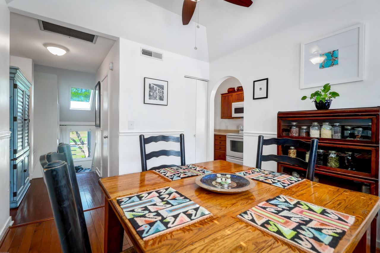 1721 Live Oak Park Photo 14