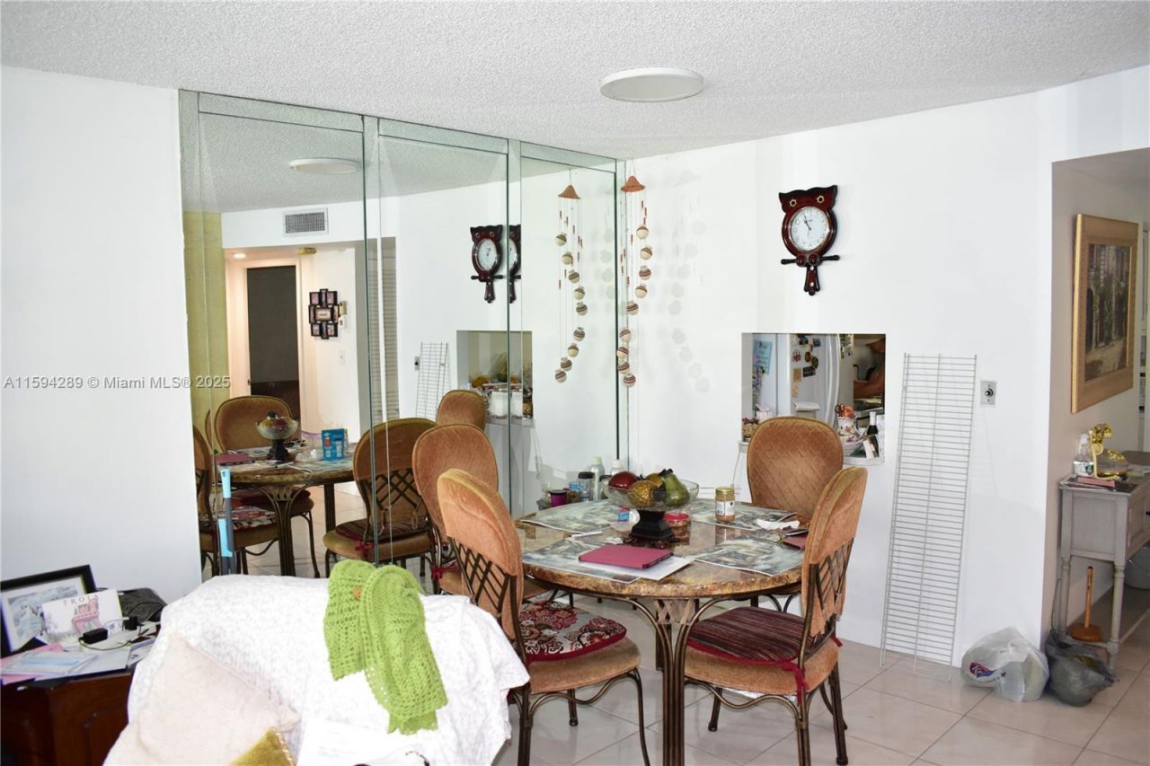 3051 E Sunrise Lakes Dr, Unit 211, Sunrise, FL 33322 Photo