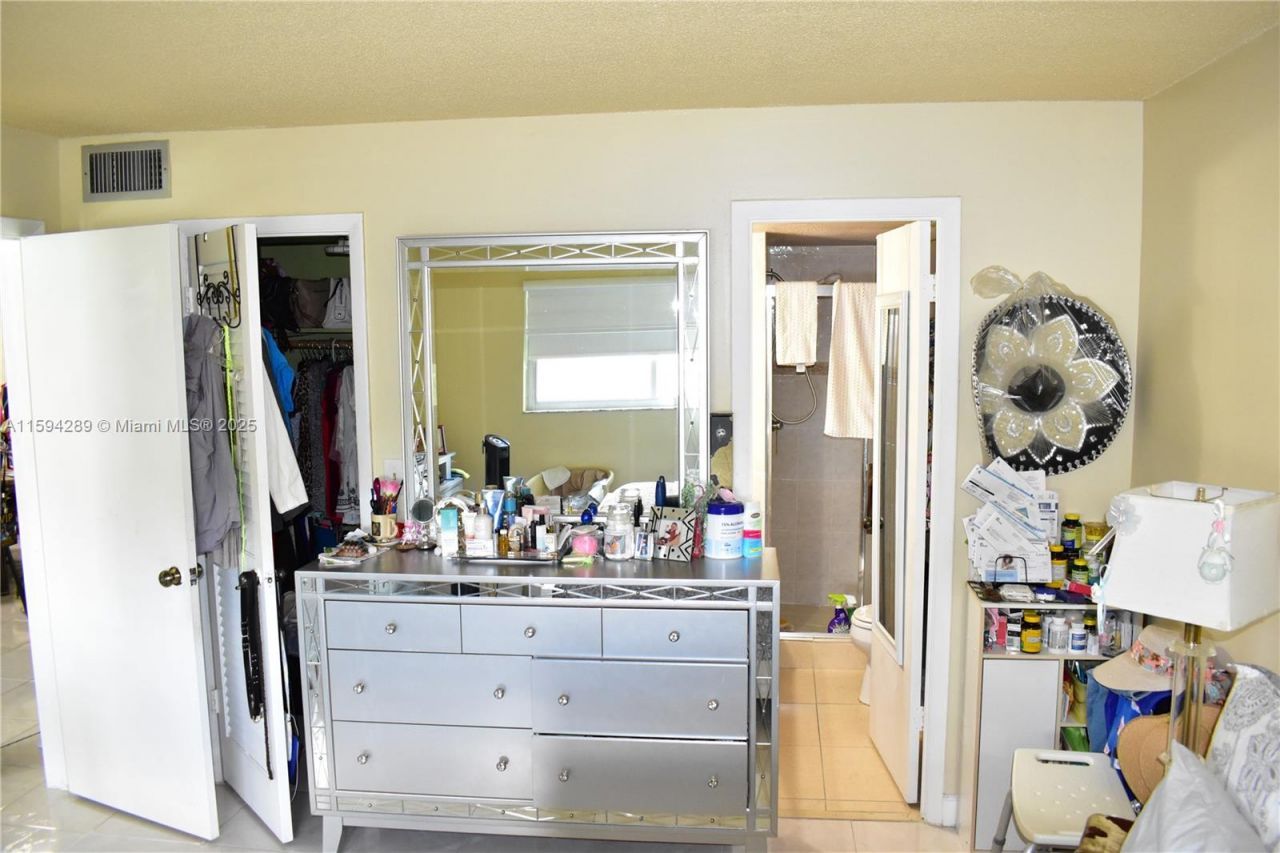 3051 E Sunrise Lakes Dr, Unit 211, Sunrise, FL 33322 Photo