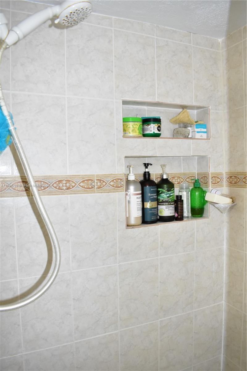 3051 E Sunrise Lakes Dr, Unit 211, Sunrise, FL 33322 Photo