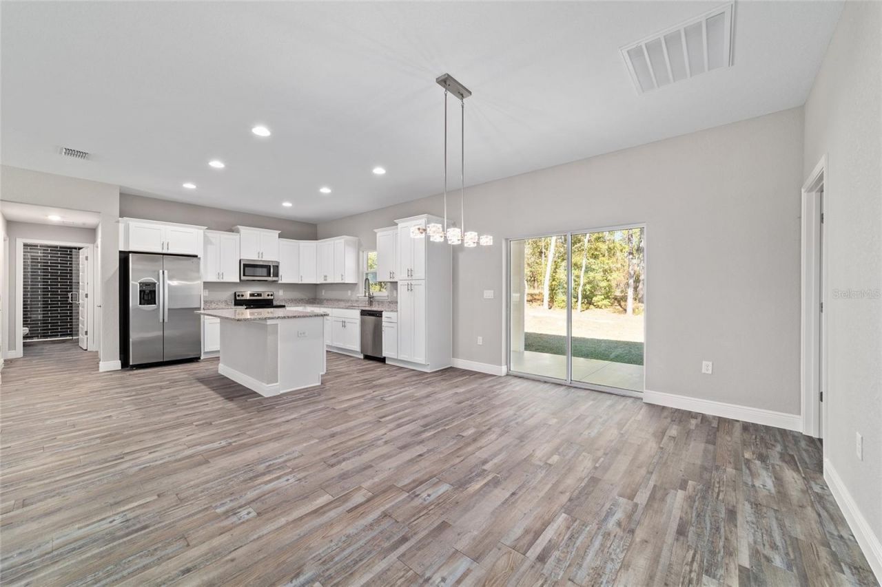 13359 SW 80th Street, Dunnellon, FL 34432 Photo