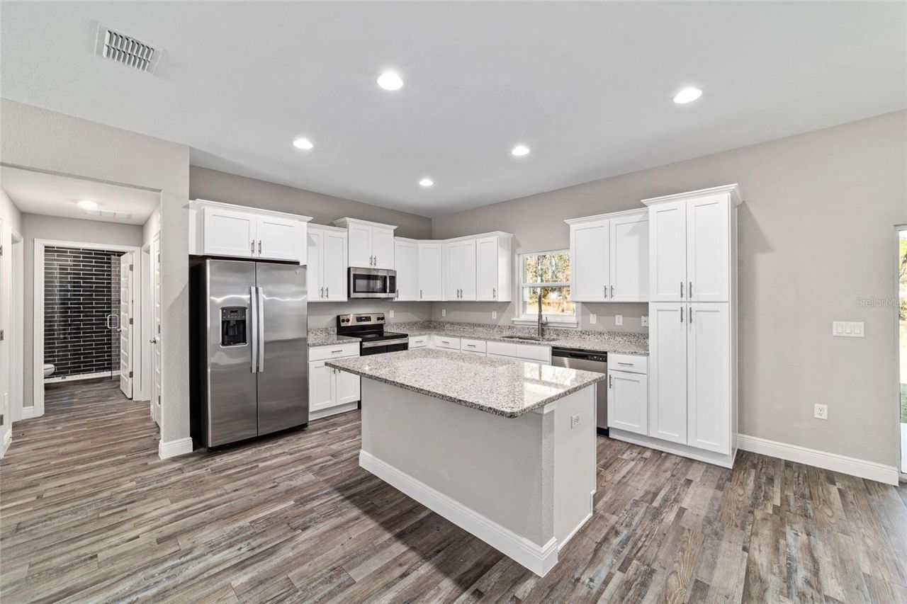 13359 SW 80th Street, Dunnellon, FL 34432 Photo