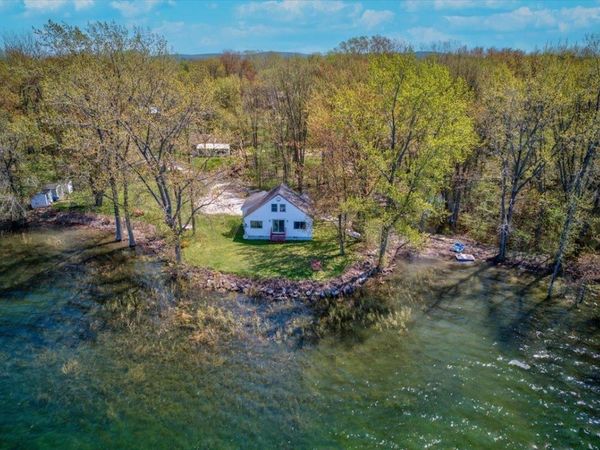 570 Lapan Road, St. Albans Town, VT 05481