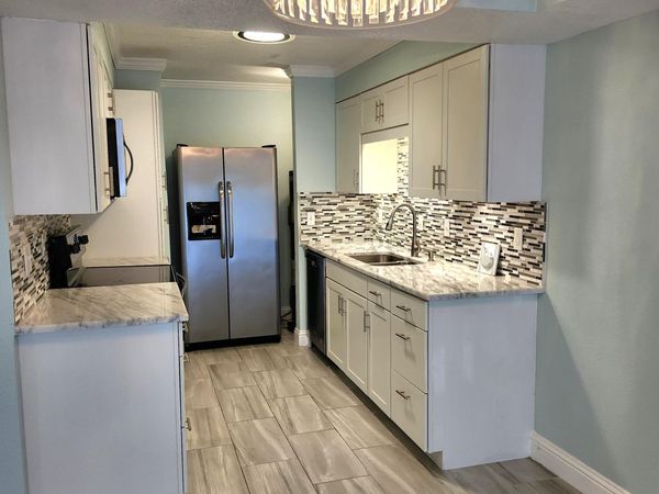 209 W Miracle Strip Parkway, Unit APT B202, Mary Esther, FL 32569