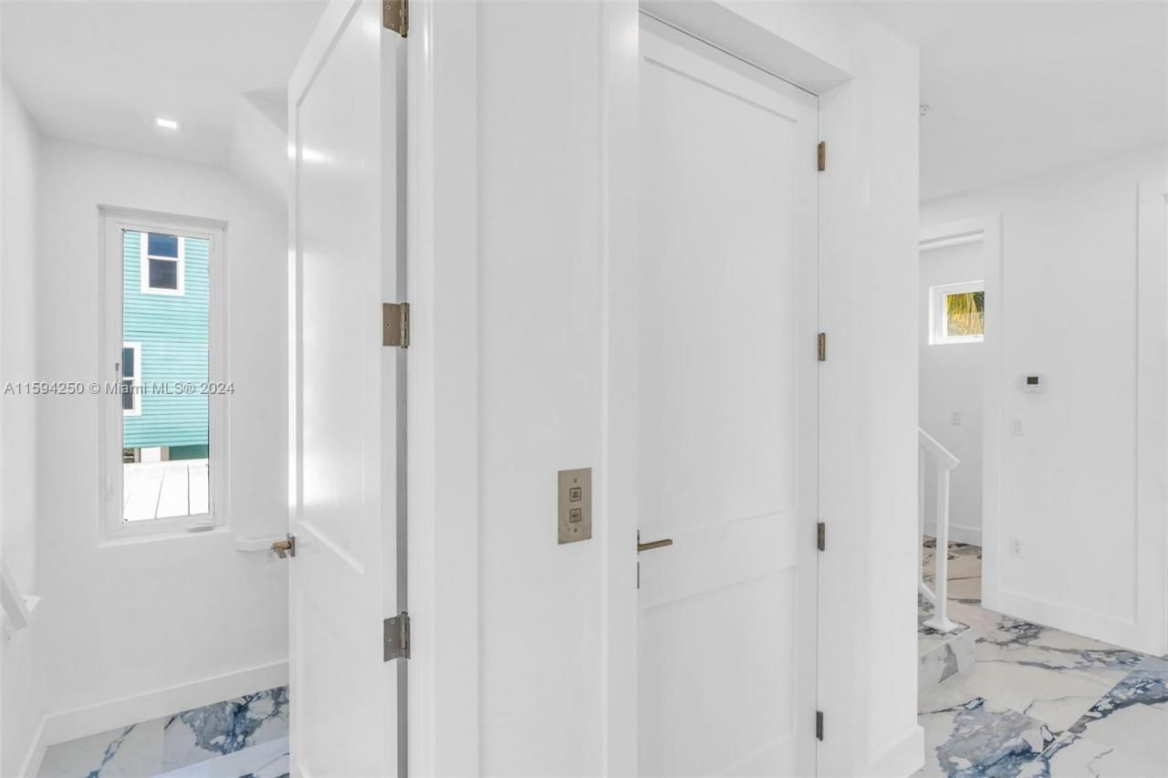 84 Coral Way, Key Largo, FL 33037 Photo