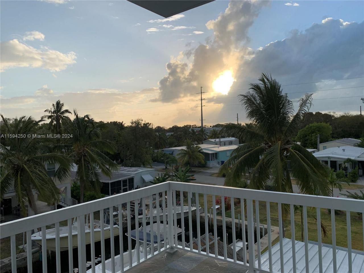 84 Coral Way, Key Largo, FL 33037 Photo