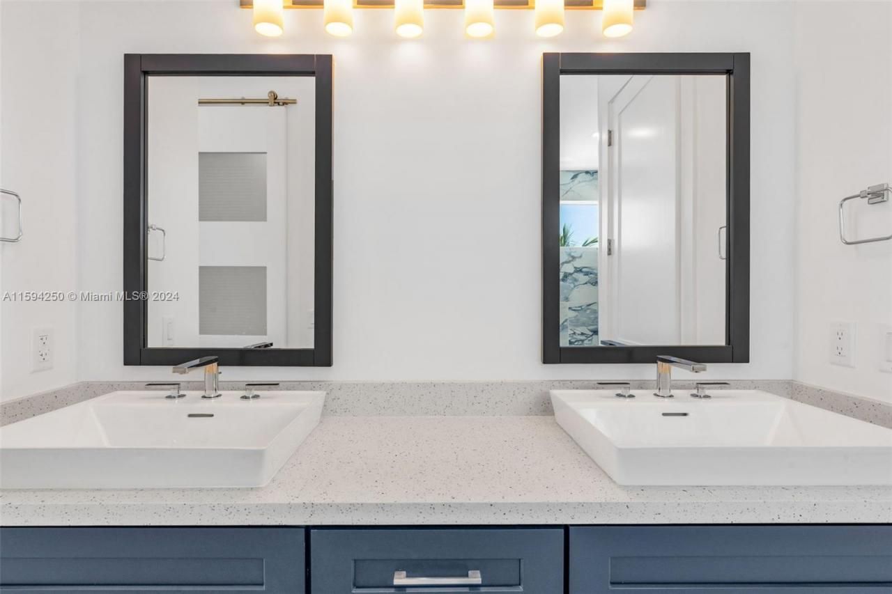 84 Coral Way, Key Largo, FL 33037 Photo