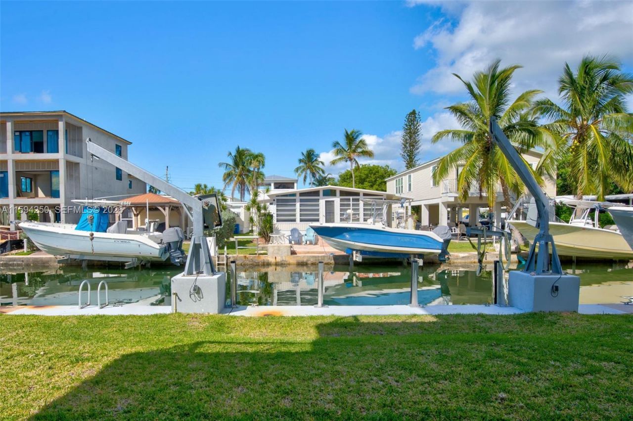 84 Coral Way, Key Largo, FL 33037 Photo