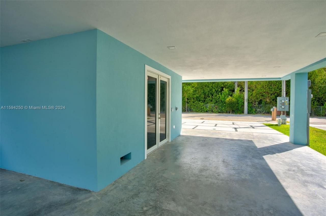 84 Coral Way, Key Largo, FL 33037 Photo