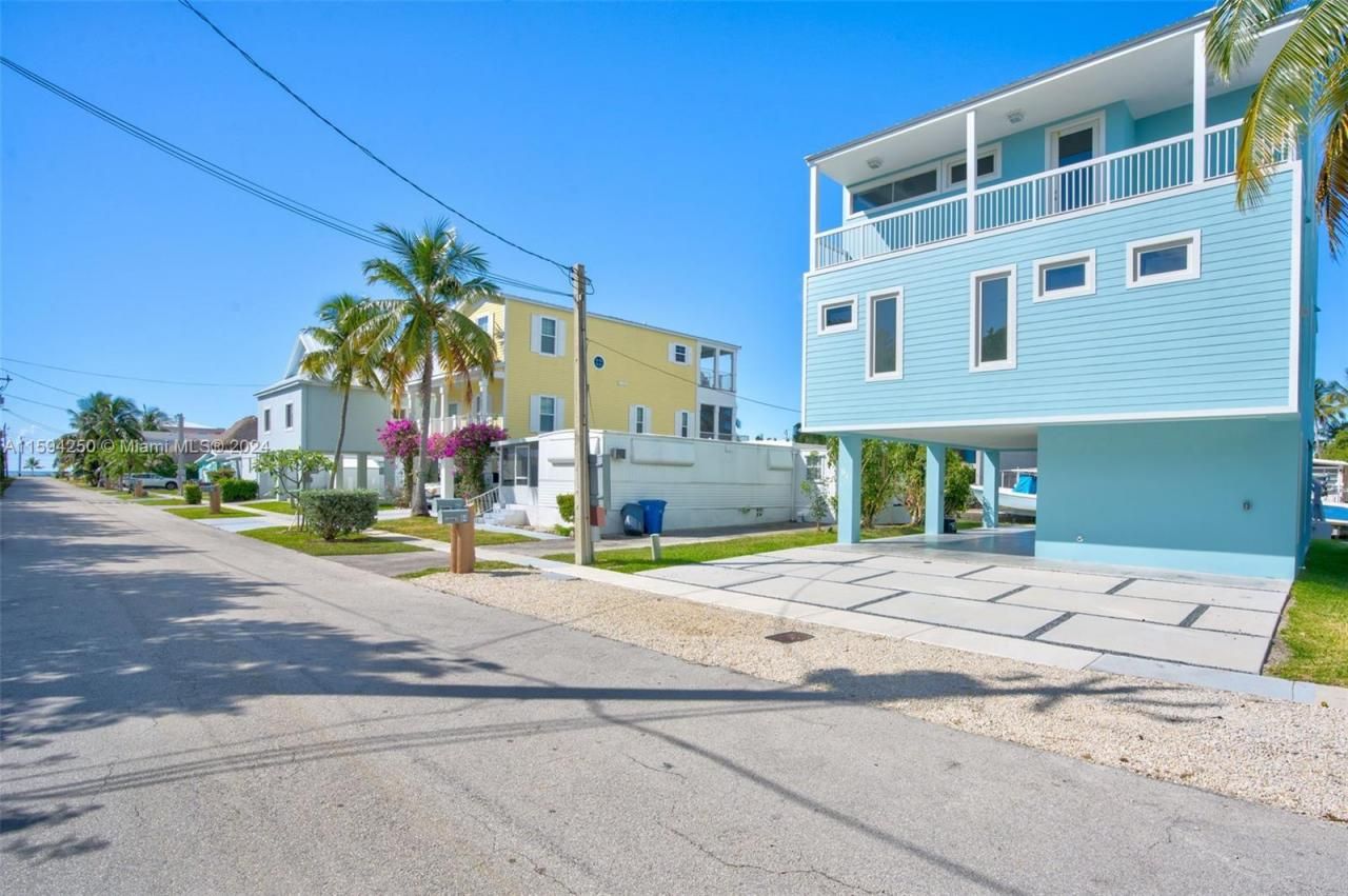 84 Coral Way, Key Largo, FL 33037 Photo