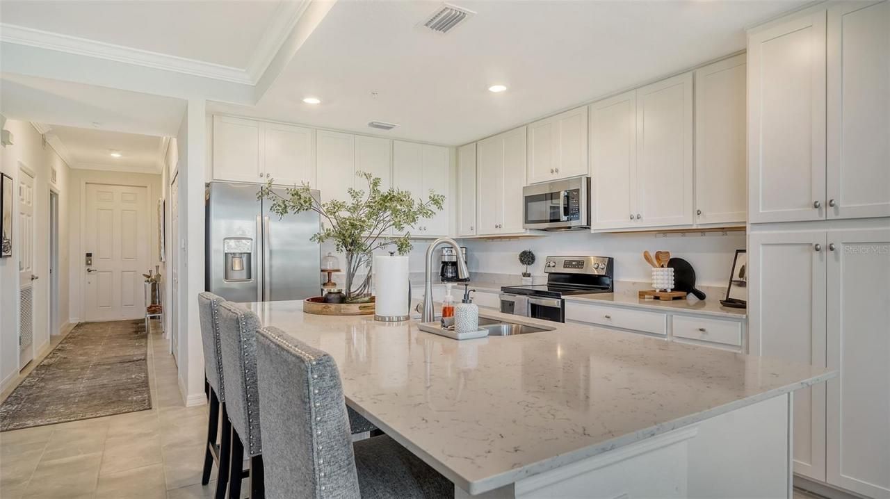 18028 Gawthrop Drive, Unit 306, Bradenton, FL 34211 Photo