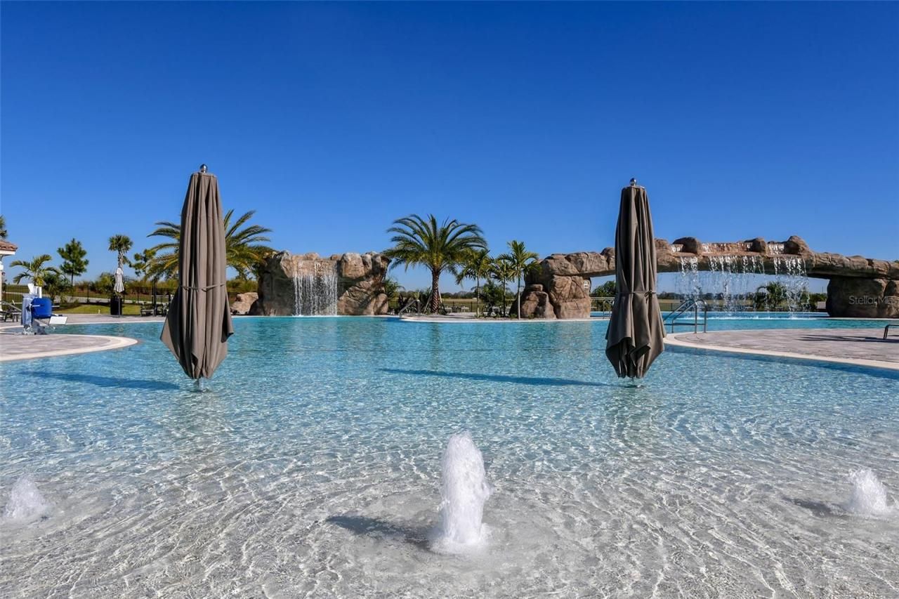 18028 Gawthrop Drive, Unit 306, Bradenton, FL 34211 Photo