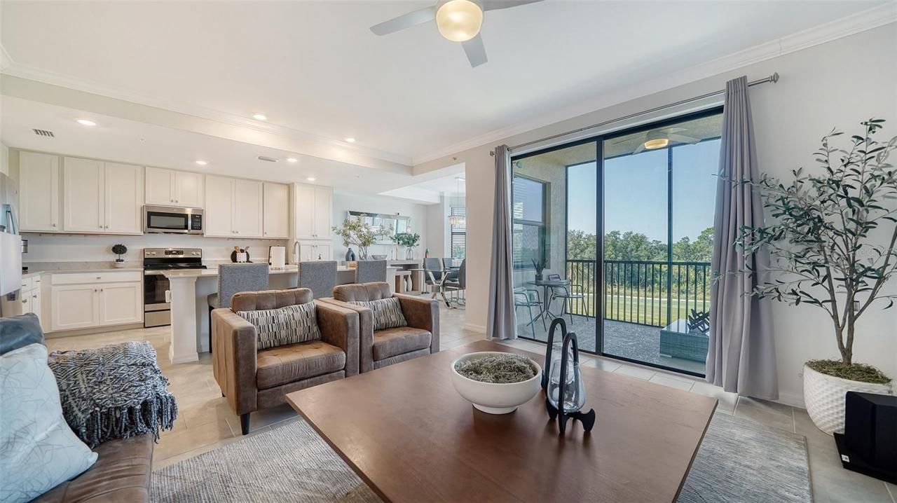 18028 Gawthrop Drive, Unit 306, Bradenton, FL 34211 Photo