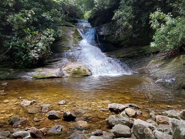 A2 CARDINAL Drive, Lake Toxaway, NC 28747