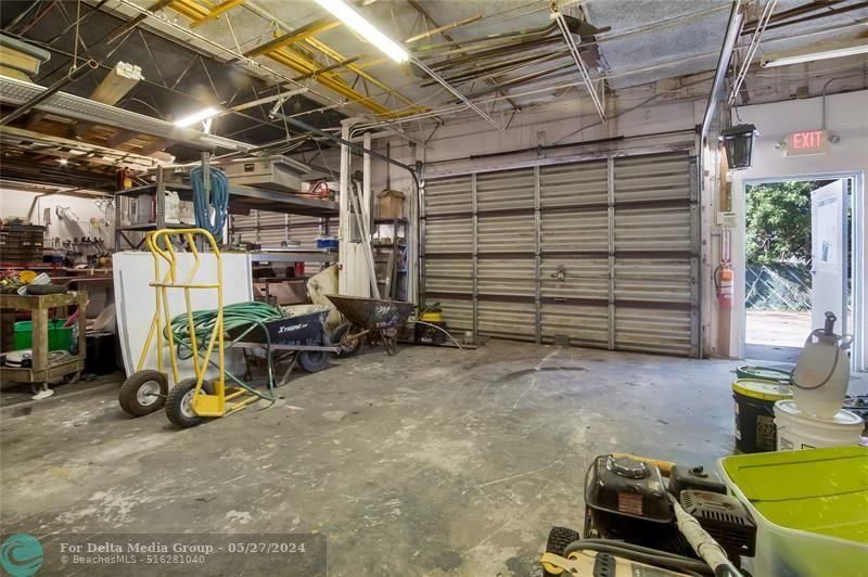 3071 NW 64th Avenue, Sunrise, FL 33313 Photo