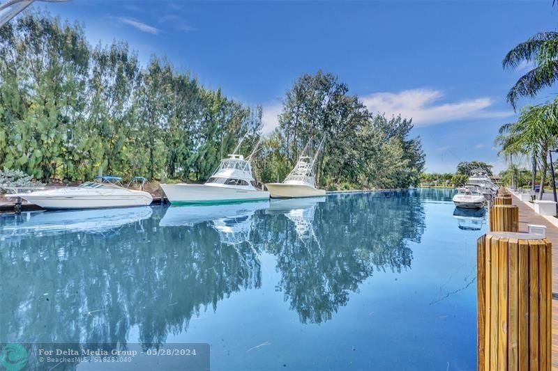 6249 Bay Club Drive, Unit 4, Fort Lauderdale, FL 33308 Photo