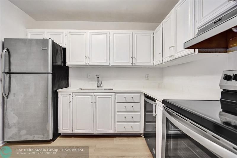 6249 Bay Club Drive, Unit 4, Fort Lauderdale, FL 33308 Photo