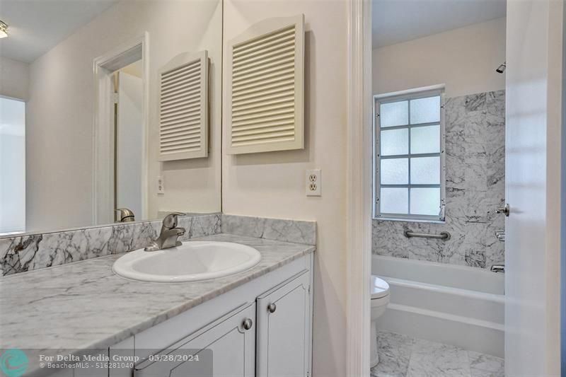 6249 Bay Club Drive, Unit 4, Fort Lauderdale, FL 33308 Photo