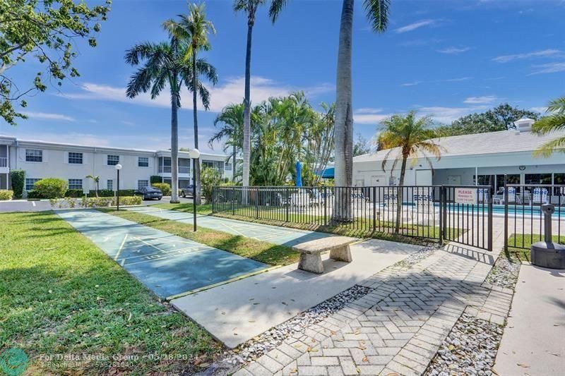 6249 Bay Club Drive, Unit 4, Fort Lauderdale, FL 33308 Photo