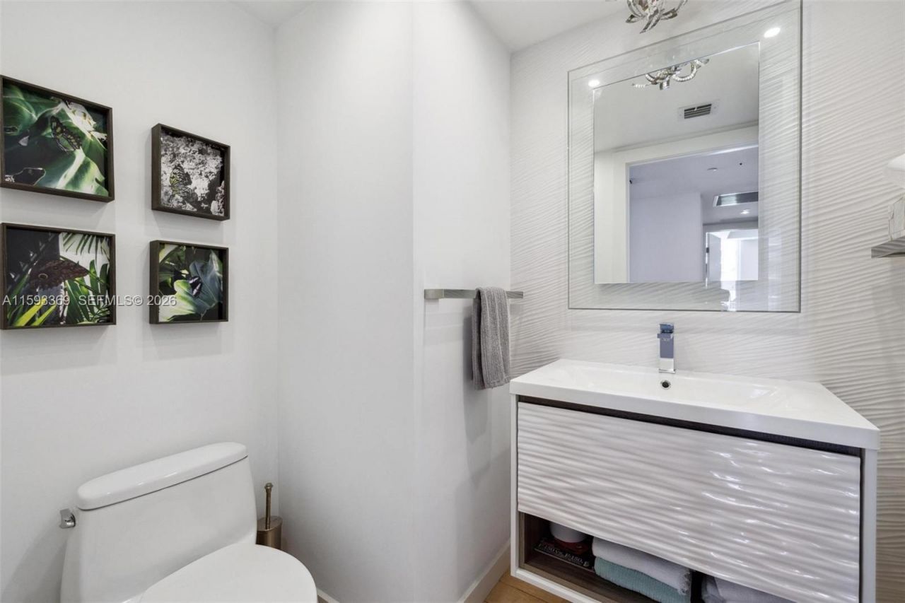 1800 S Ocean Dr, Unit 1401, Hallandale Beach, FL 33009 Photo