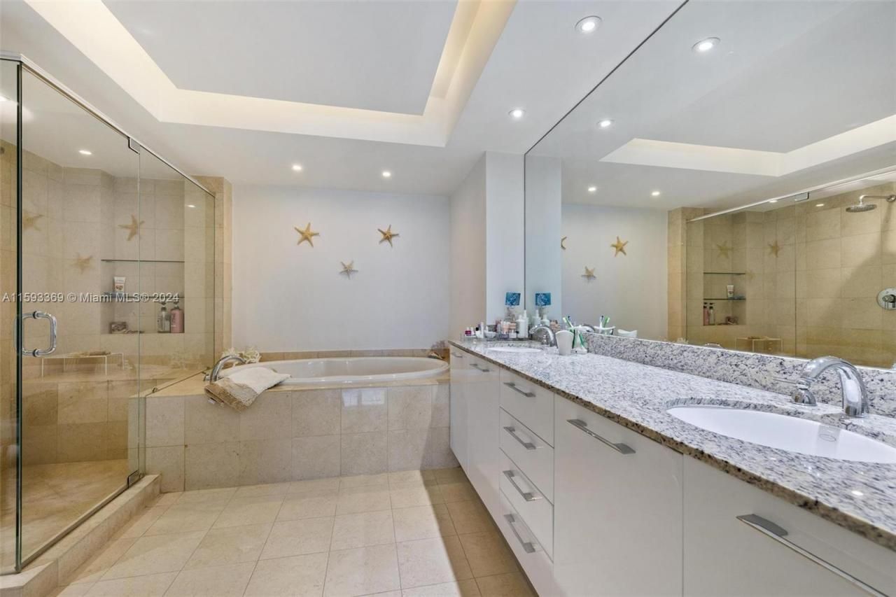 1800 S Ocean Dr, Unit 1401, Hallandale Beach, FL 33009 Photo