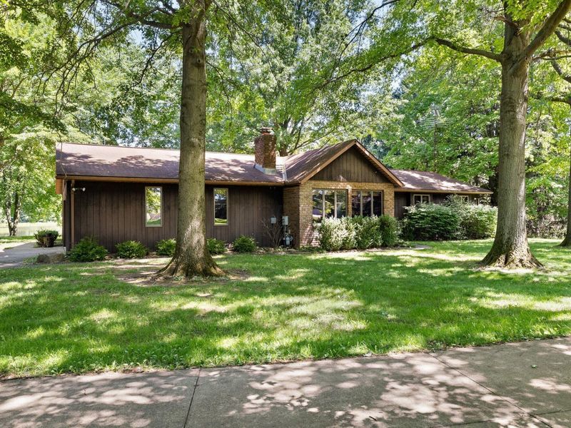 1980 Walker Lake Road, Ontario, OH 44906 Photo 2