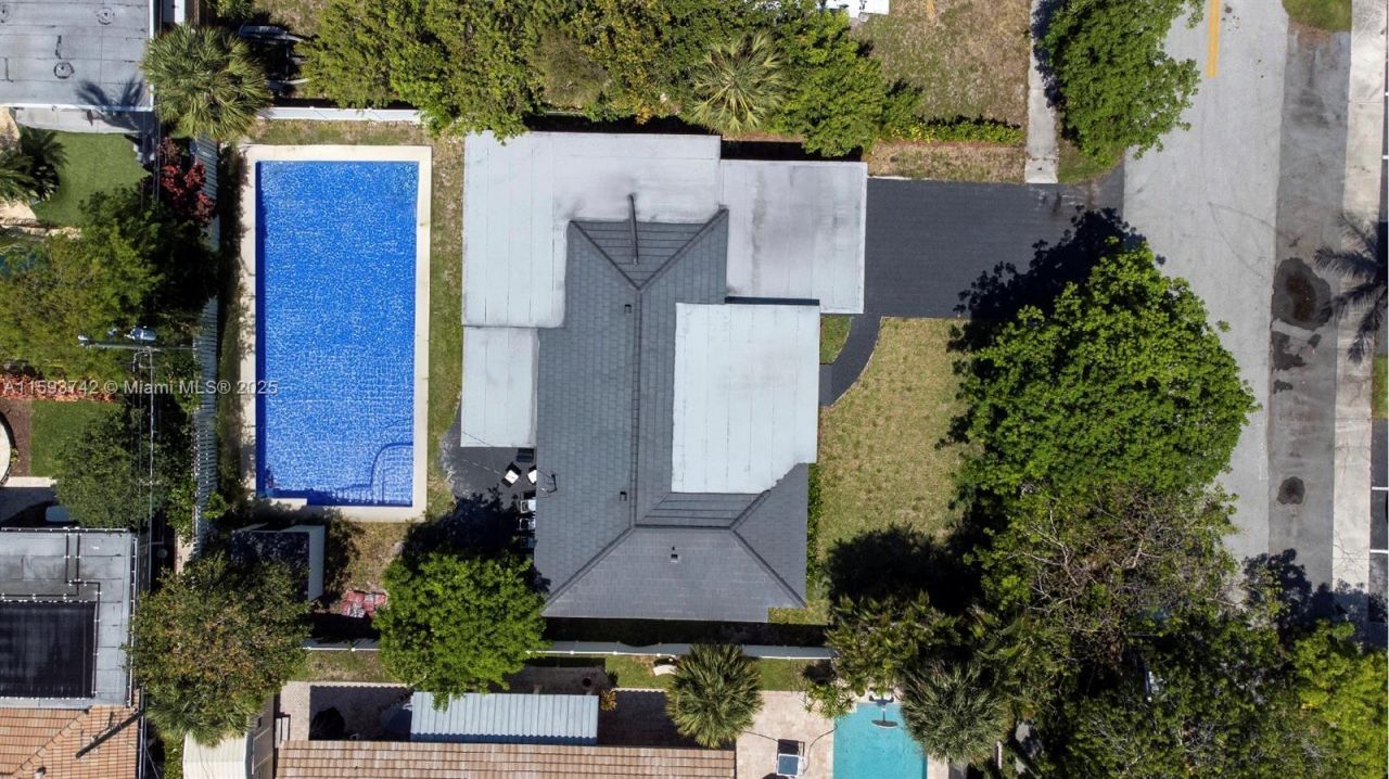 2308 SE 18 St, Fort Lauderdale, FL 33316 Photo