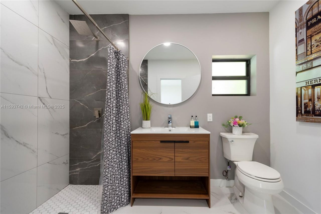 2308 SE 18 St, Fort Lauderdale, FL 33316 Photo