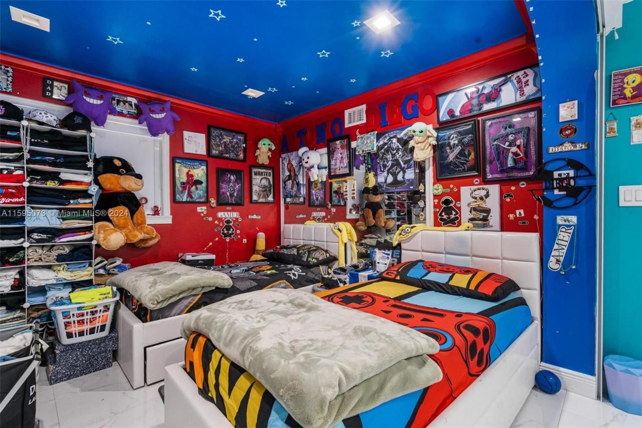 1651 NW 111th St, Miami, FL 33167 Photo