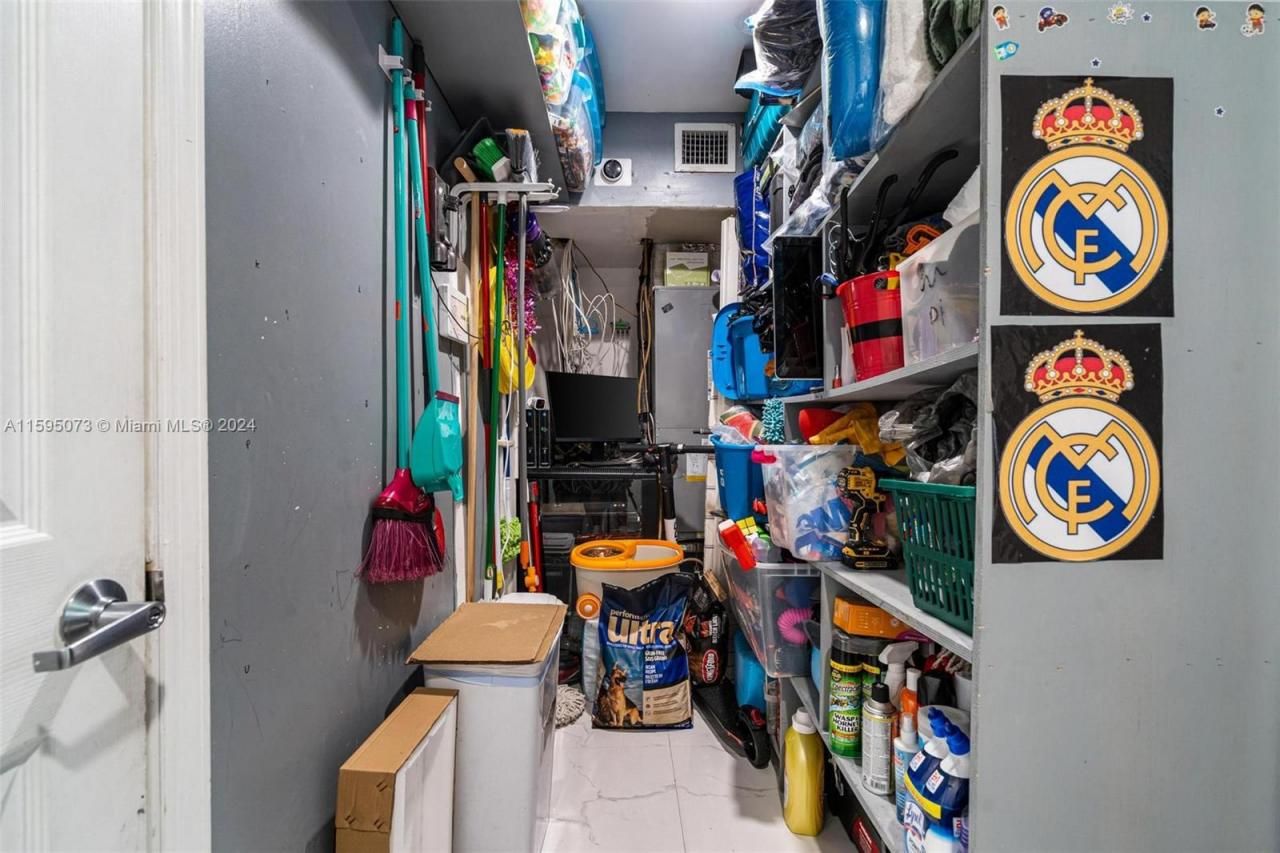 1651 NW 111th St, Miami, FL 33167 Photo