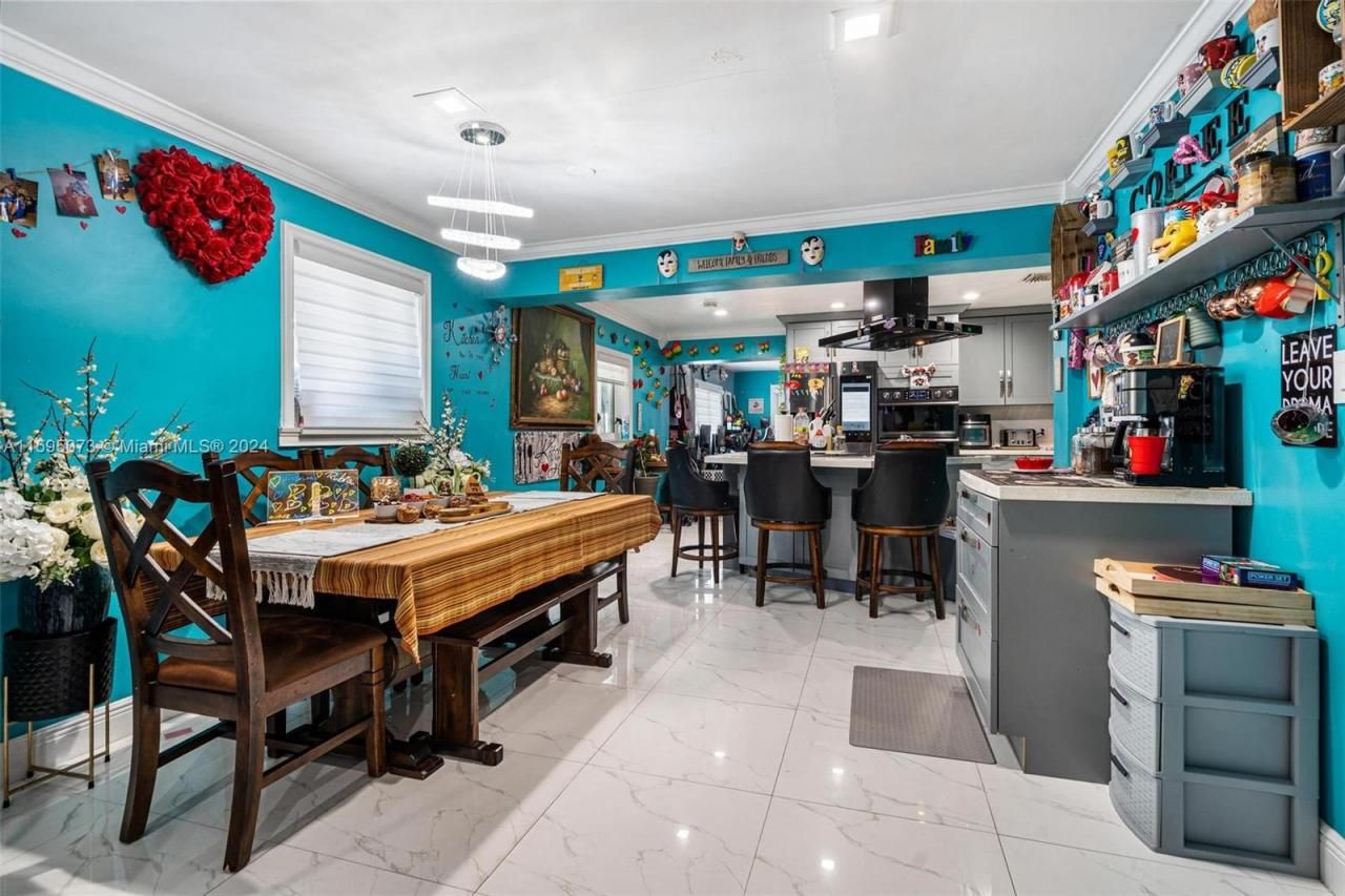 1651 NW 111th St, Miami, FL 33167 Photo