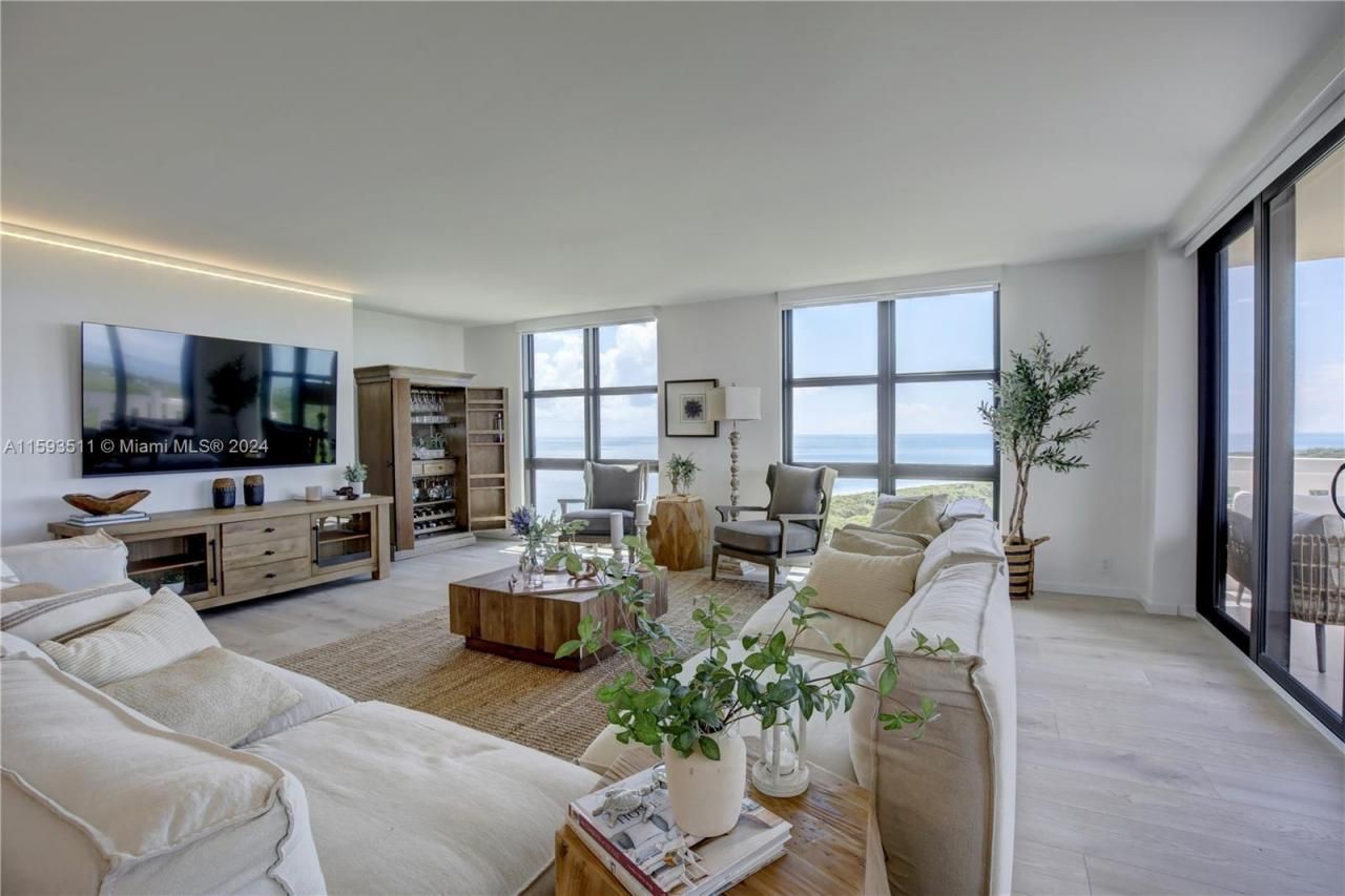 1121 Crandon Blvd, Unit D1201, Key Biscayne, FL 33149 Photo