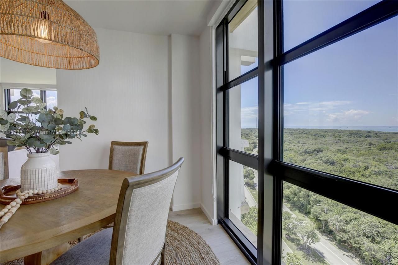 1121 Crandon Blvd, Unit D1201, Key Biscayne, FL 33149 Photo