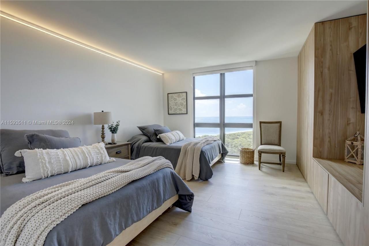 1121 Crandon Blvd, Unit D1201, Key Biscayne, FL 33149 Photo