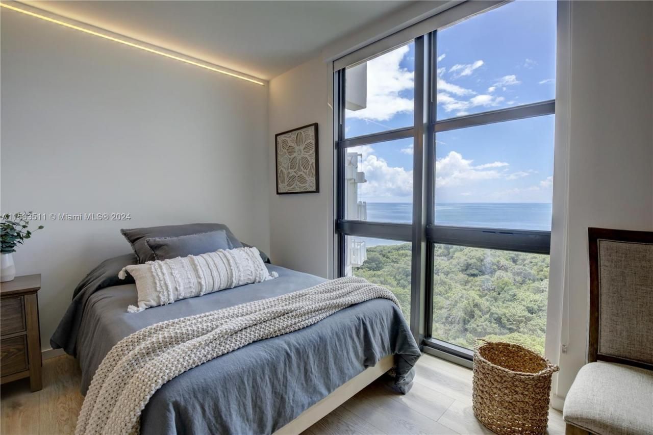 1121 Crandon Blvd, Unit D1201, Key Biscayne, FL 33149 Photo