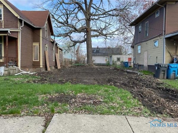 1873 N Superior Street, Toledo, OH 43611