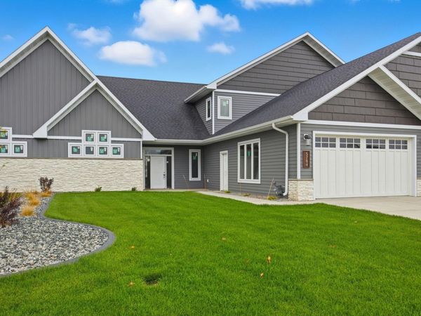 5764 31ST Street S, Fargo, ND 58104