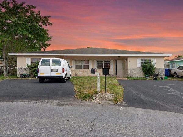 1440 NW 20th St, unit B, Fort Lauderdale, FL 33311