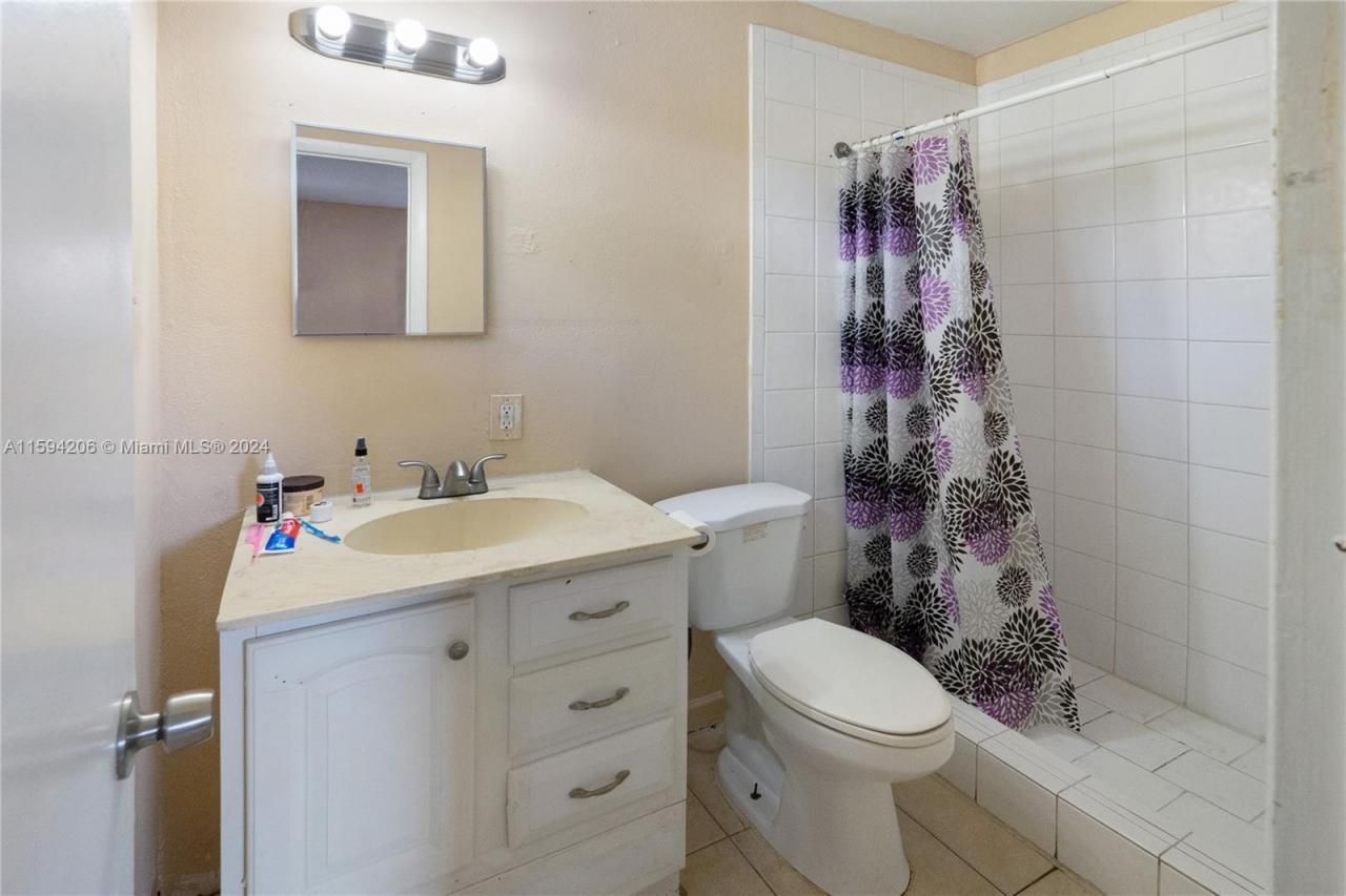 1440 NW 20th St, Unit B, Fort Lauderdale, FL 33311 Photo