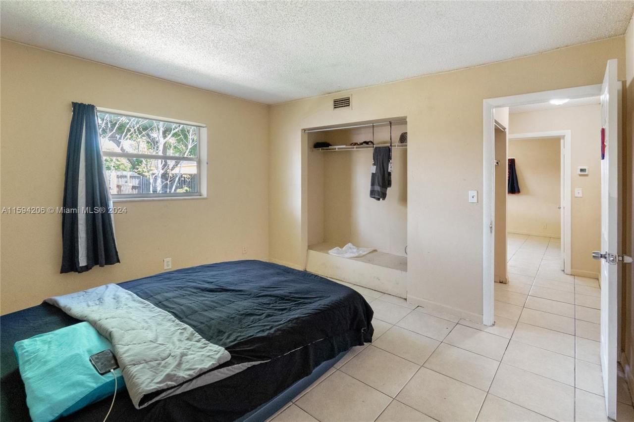 1440 NW 20th St, Unit B, Fort Lauderdale, FL 33311 Photo