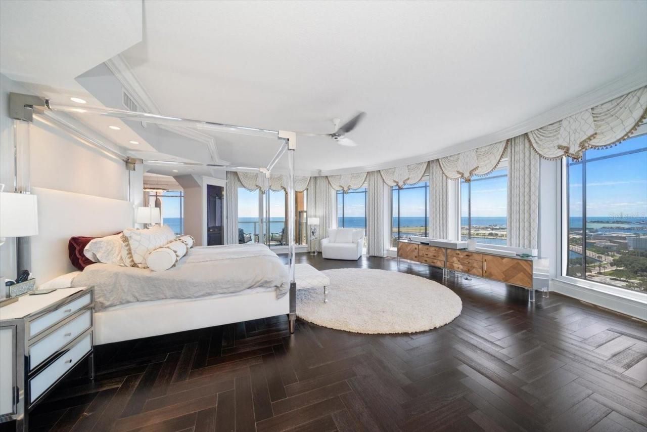 100 Beach Drive Ne, Unit 1900, Saint Petersburg, FL 33701 Photo